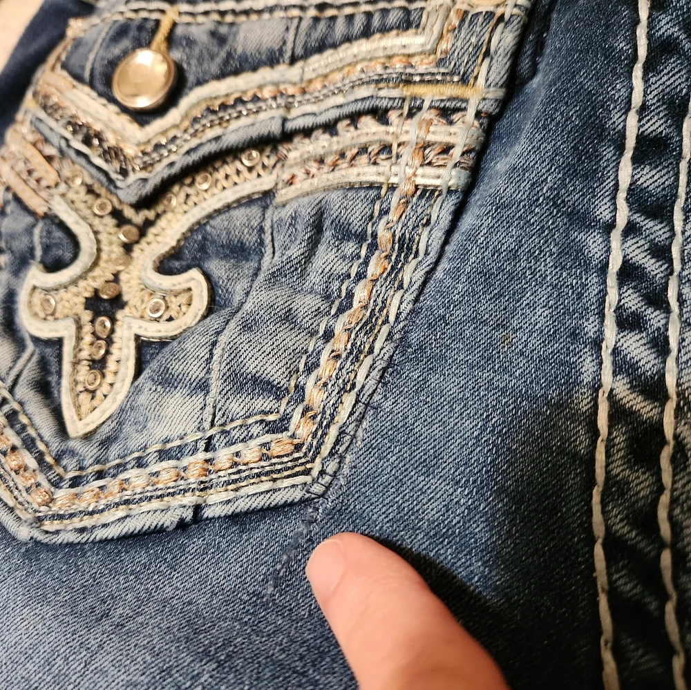 For reference only - Picture 3 of 6